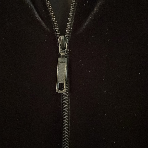 CHICO’S  Black velour zip up jacket size 2. Made in USA. - Picture 4 of 9